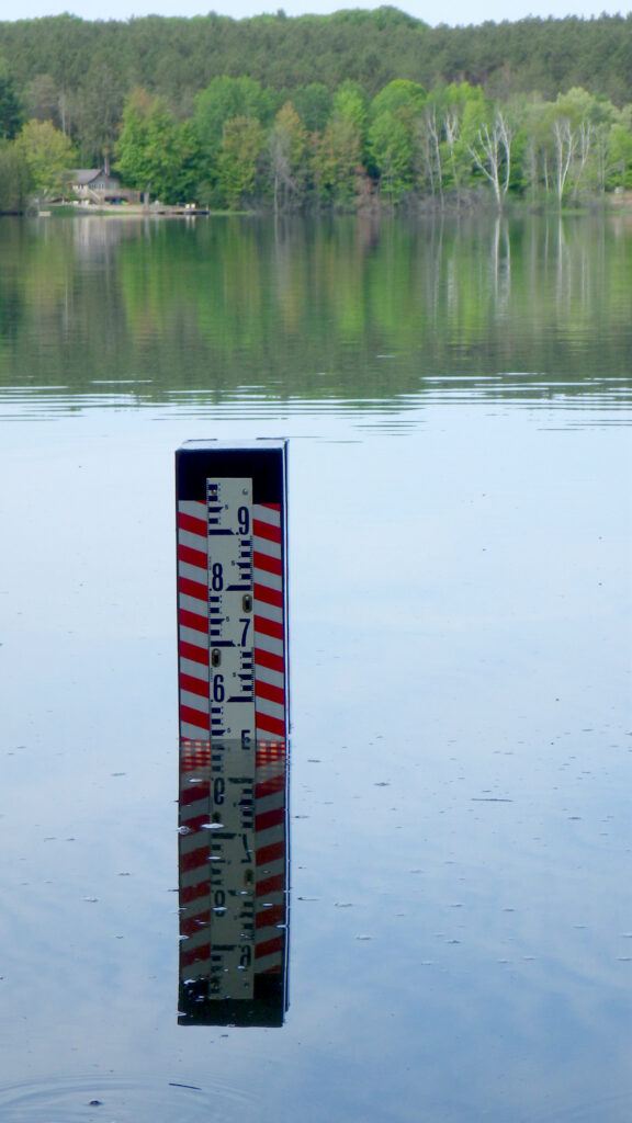 Water Level Gauge at Farlain Lake